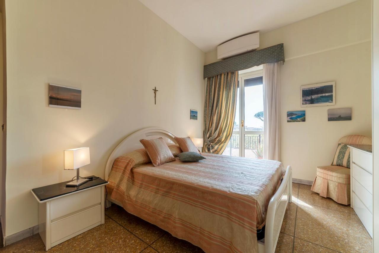 Monteverde Roomy Apartment Sun And Flowers Рим Екстериор снимка